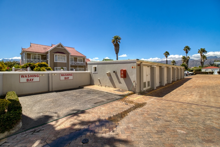 1 Bedroom Property for Sale in Greenways Golf Estate Western Cape